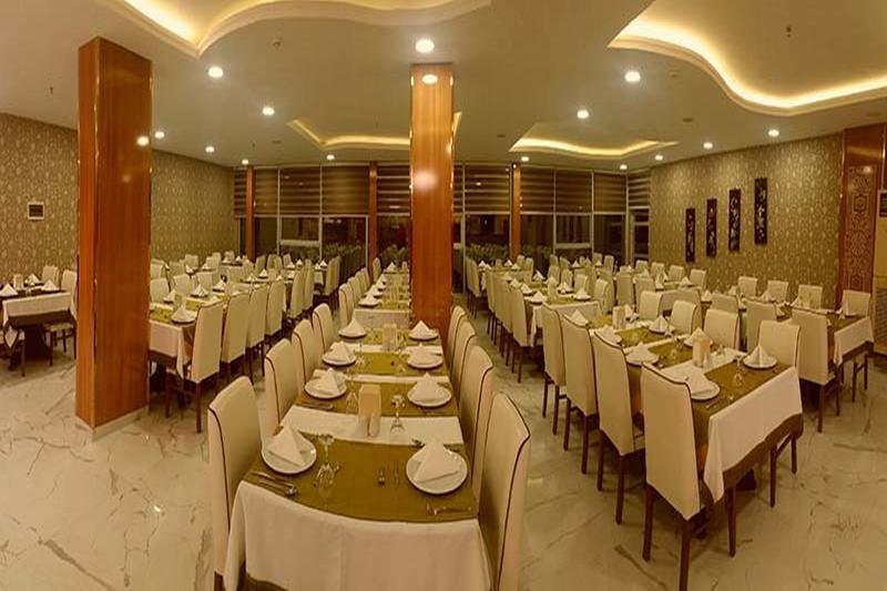 אלאניה Bayar Garden Beach Hotel מראה חיצוני תמונה